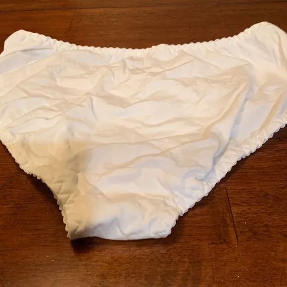 Elegant White Lace Women's Panties from Europe, new, cotton, no tags, size M